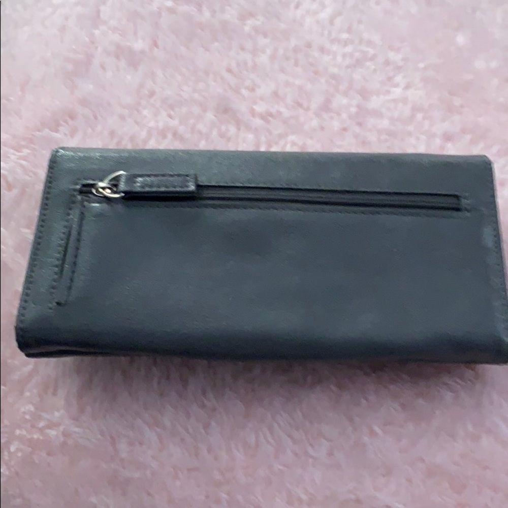Wallet 2/7 - Picture 3 of 3